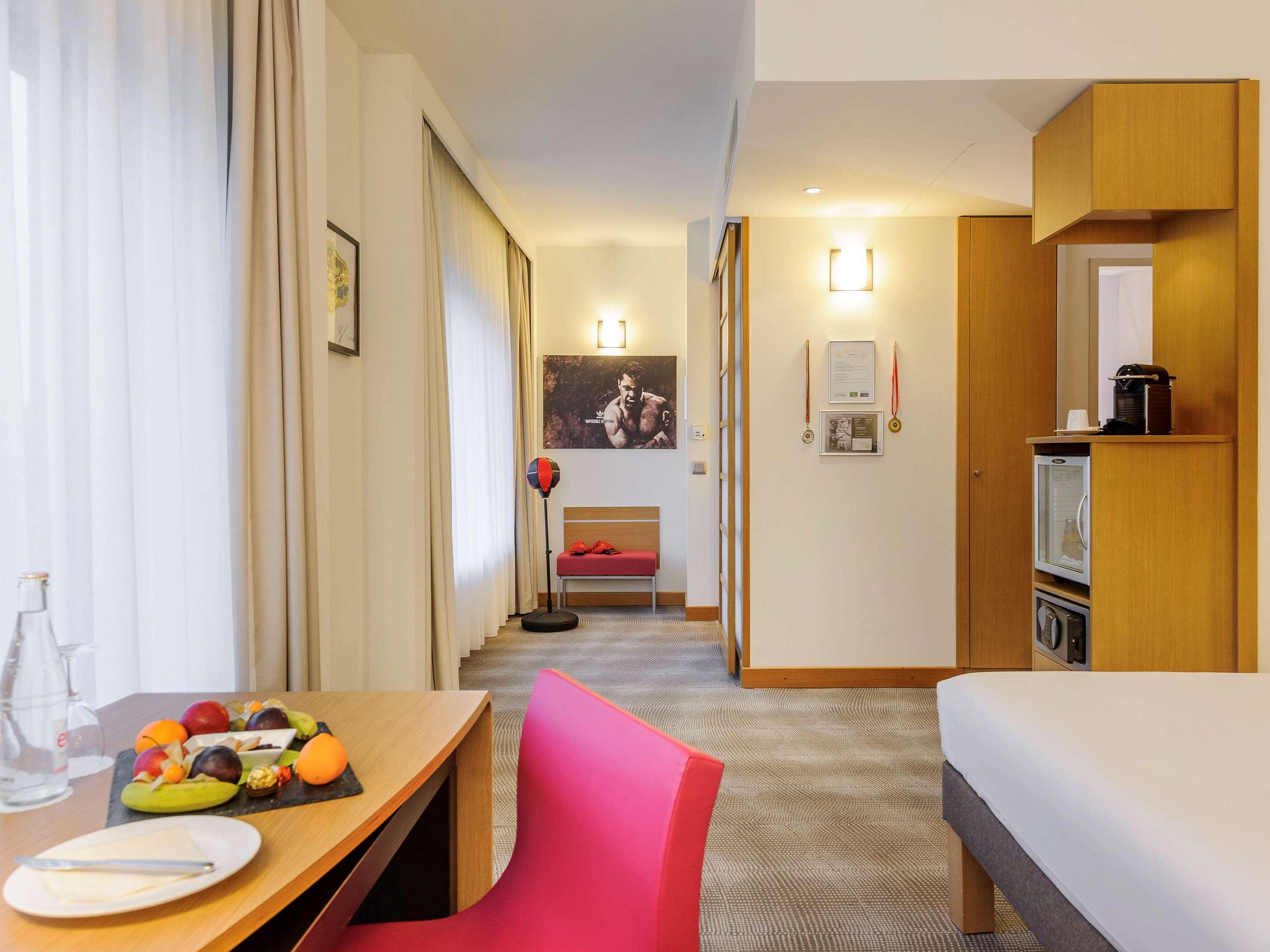 Novotel Berlin Am Tiergarten Exterior photo